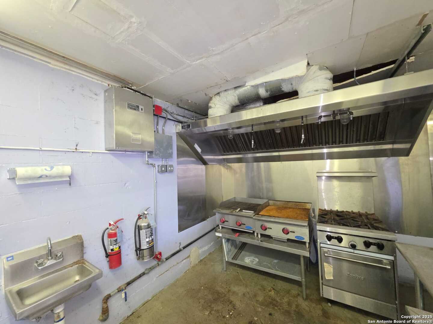 1855 Rigsby San Antonio TX 78210