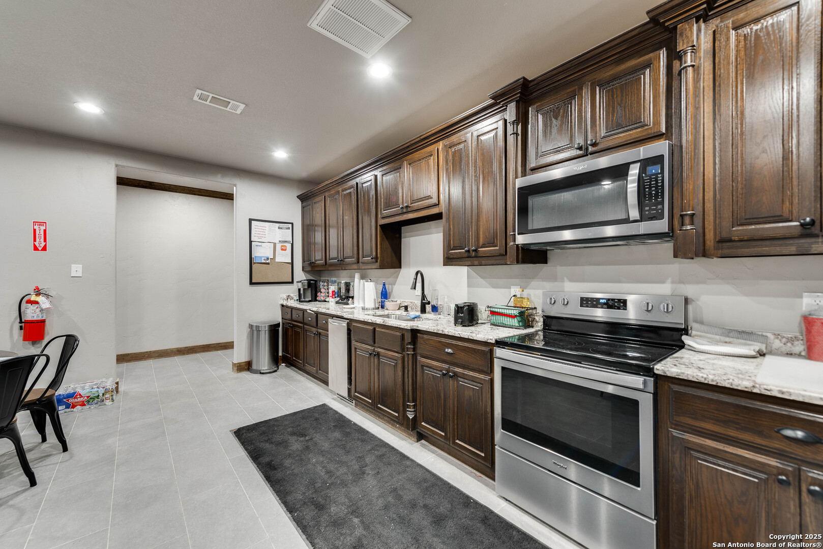 12401 County Road 100 Midland TX 79706