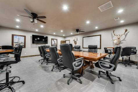 12401 County Road 100 Midland TX 79706