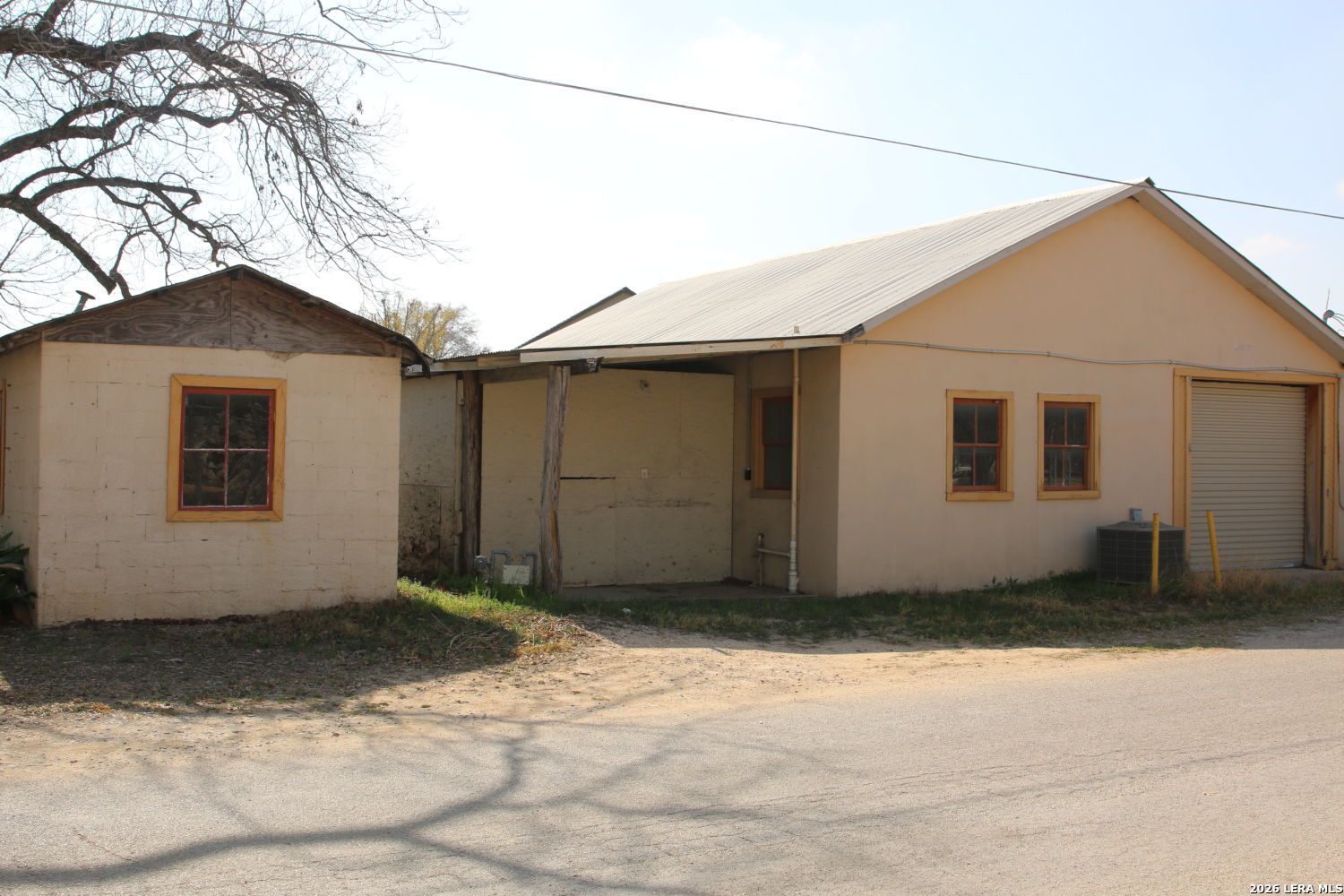 1116 Angelo Castroville TX 78009