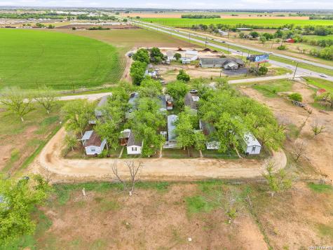135 County Road 480 Castroville TX 78009