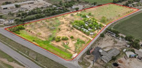 135 County Road 480 Castroville TX 78009