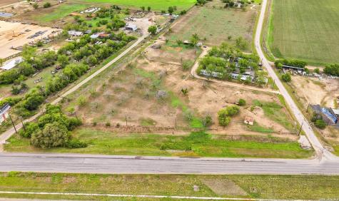 135 County Road 480 Castroville TX 78009