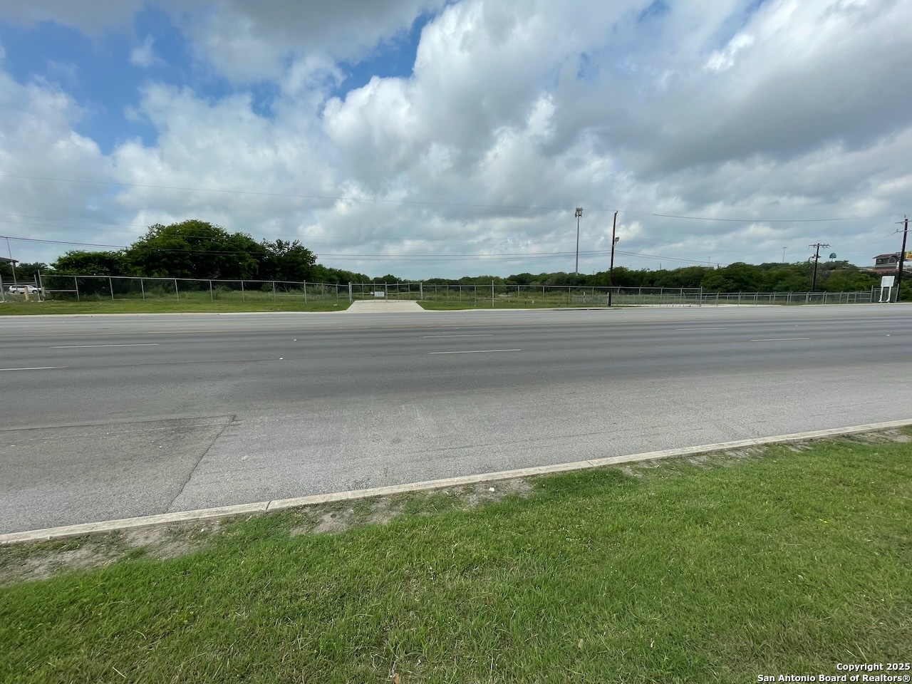 6435 W Military San Antonio TX 78227