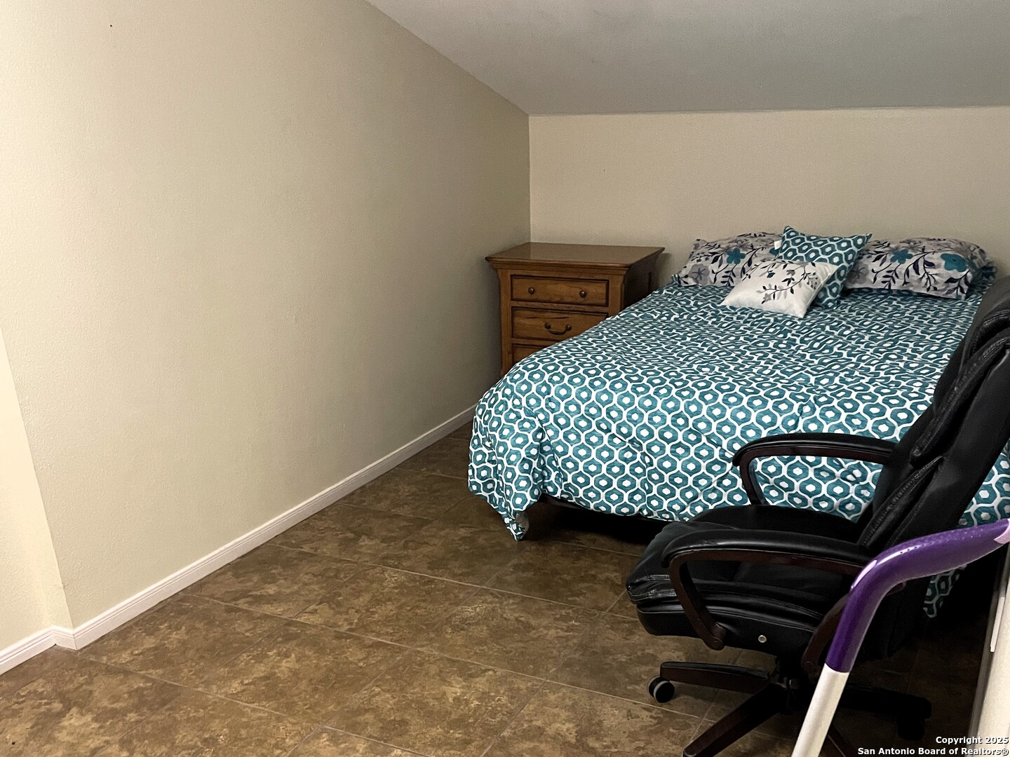 210 N Cherry Pearsall TX 78061