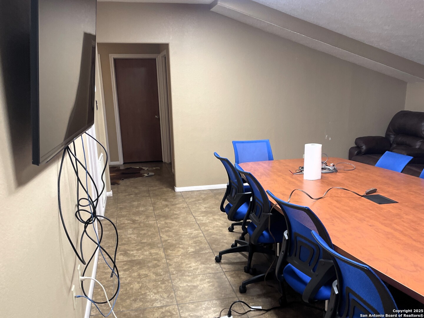 210 N Cherry Pearsall TX 78061