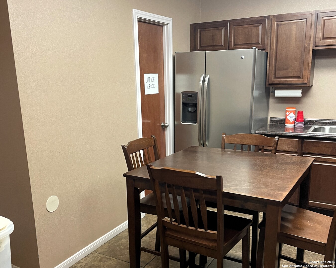 210 N Cherry Pearsall TX 78061