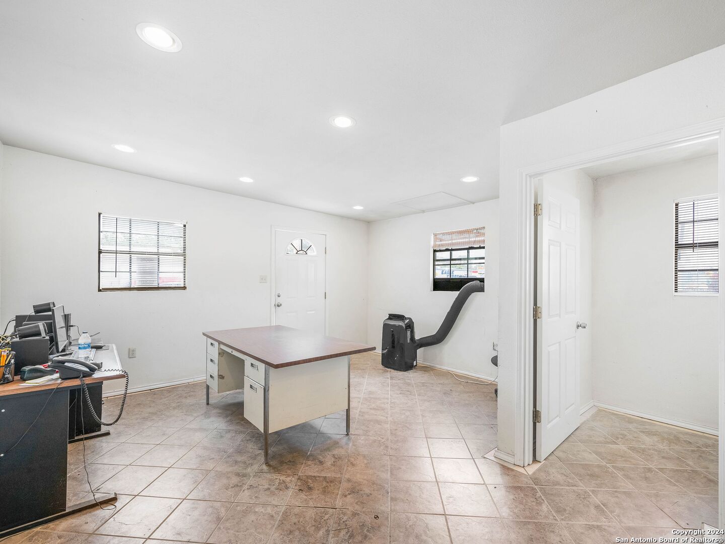 1421 2nd Street Pleasanton TX 78064