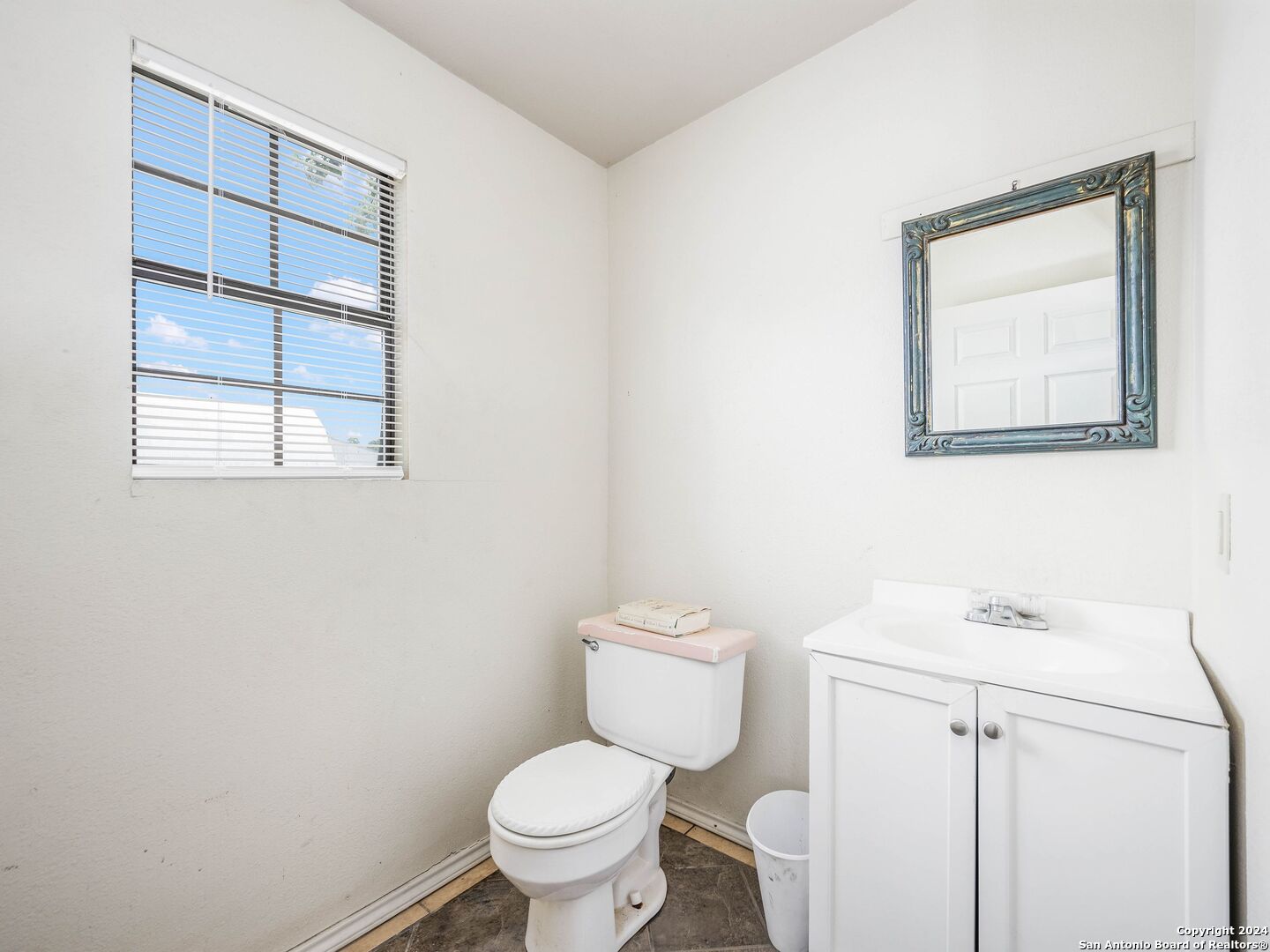 1421 2nd Street Pleasanton TX 78064