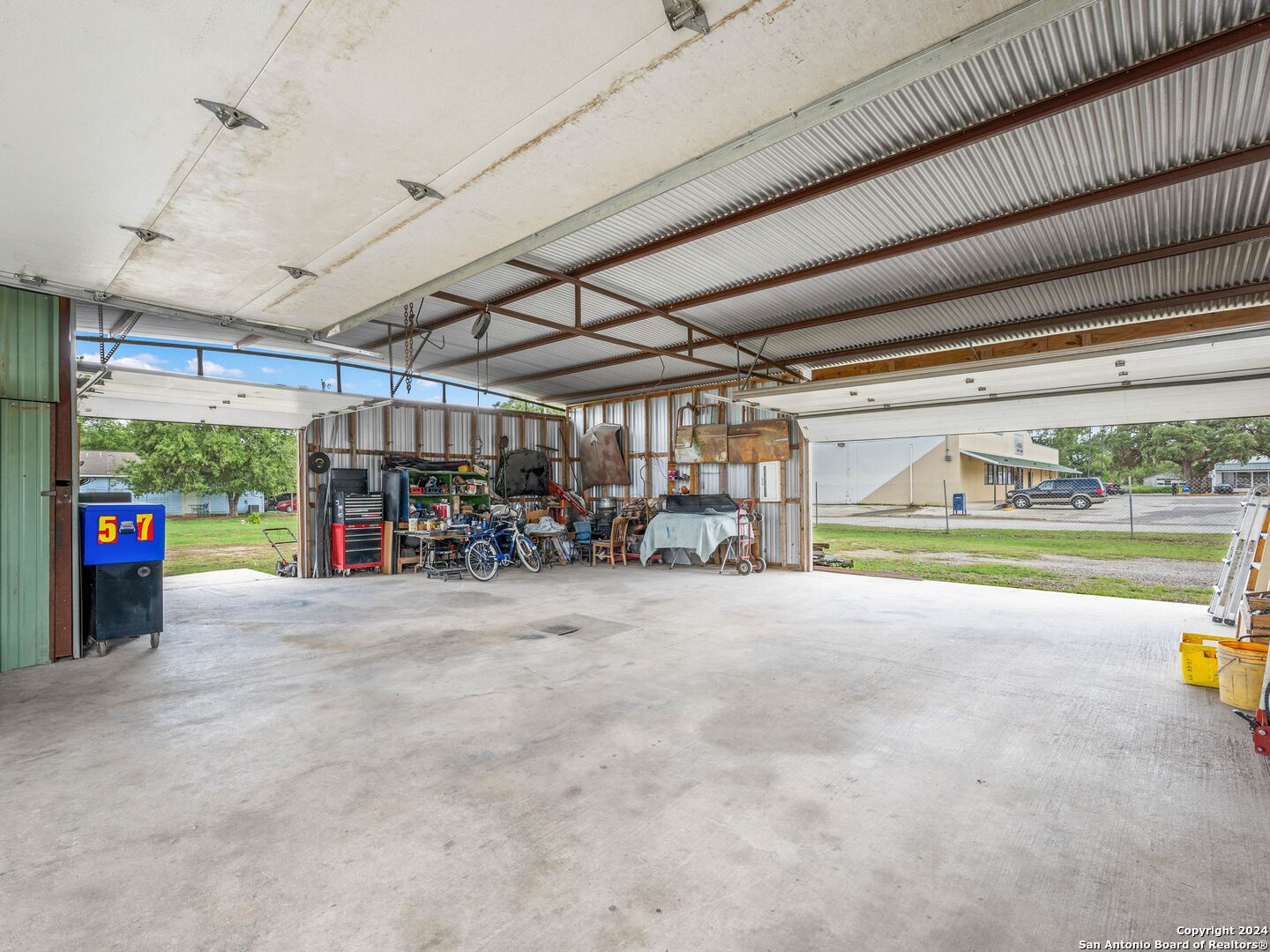 1421 2nd Street Pleasanton TX 78064