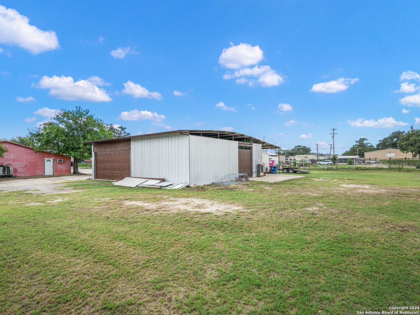 1421 2nd Street Pleasanton TX 78064