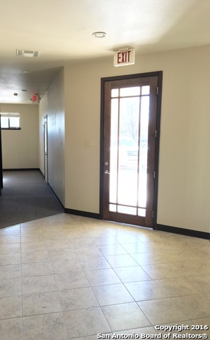 121 N Bryant Street Pleasanton TX 78064