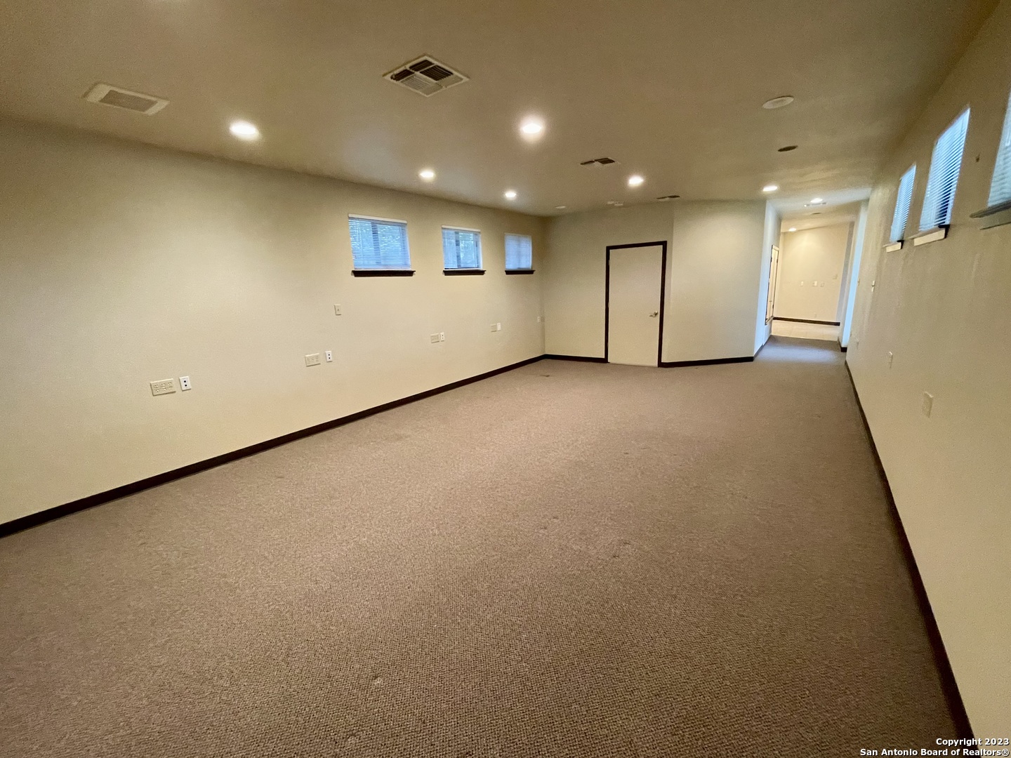 121 N Bryant Street Pleasanton TX 78064