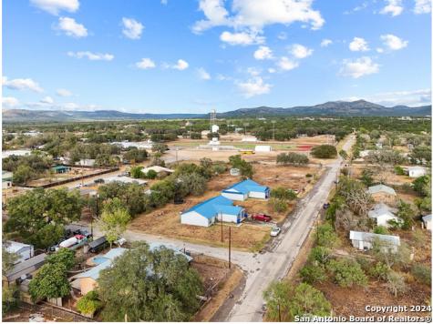 301-306 E South Street Camp Wood TX 78833
