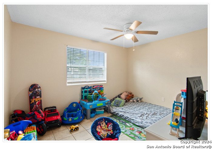 301-306 E South Street Camp Wood TX 78833