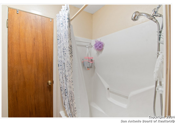 301-306 E South Street Camp Wood TX 78833