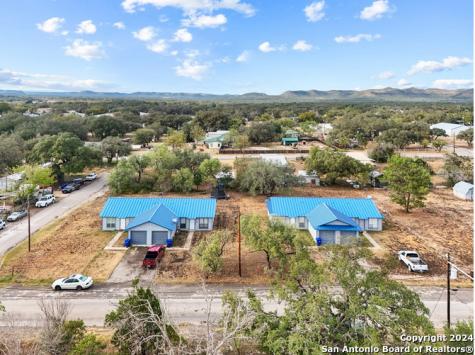 301-306 E South Street Camp Wood TX 78833