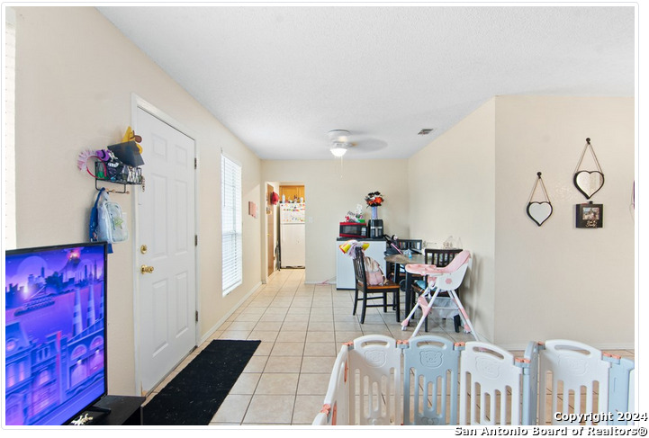 301-306 E South Street Camp Wood TX 78833