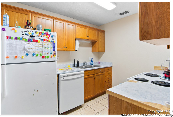 301-306 E South Street Camp Wood TX 78833