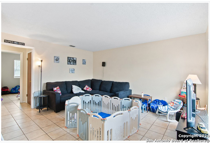 301-306 E South Street Camp Wood TX 78833