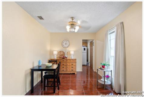301-306 E South Street Camp Wood TX 78833