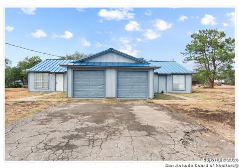 301-306 E South Street Camp Wood TX 78833