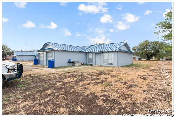 301-306 E South Street Camp Wood TX 78833