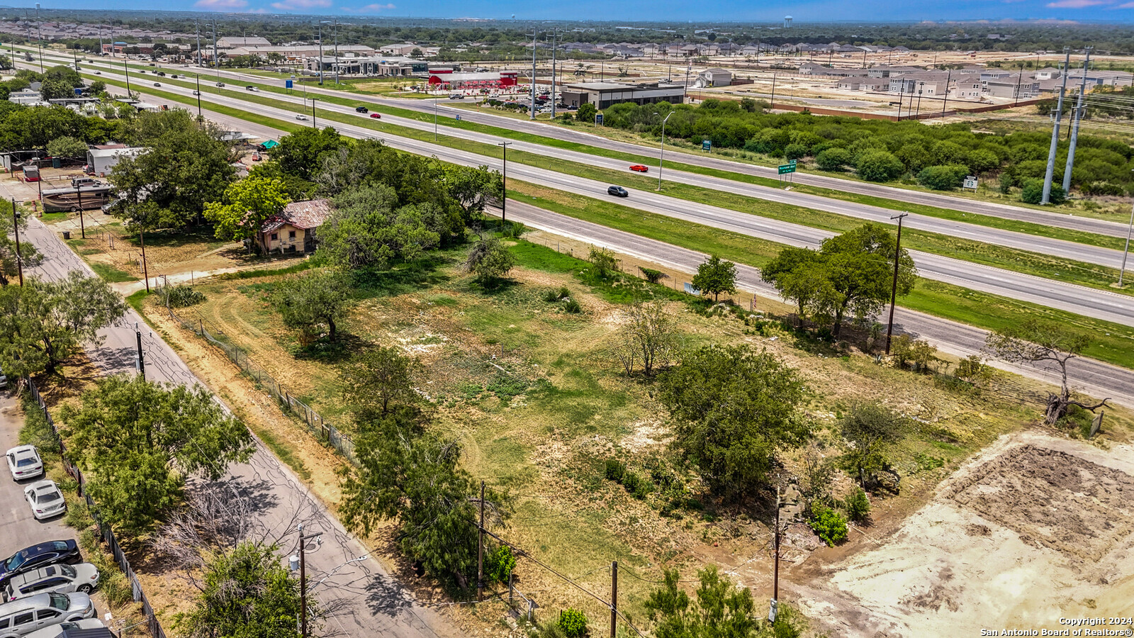 959 E Chavaneaux San Antonio TX 78221