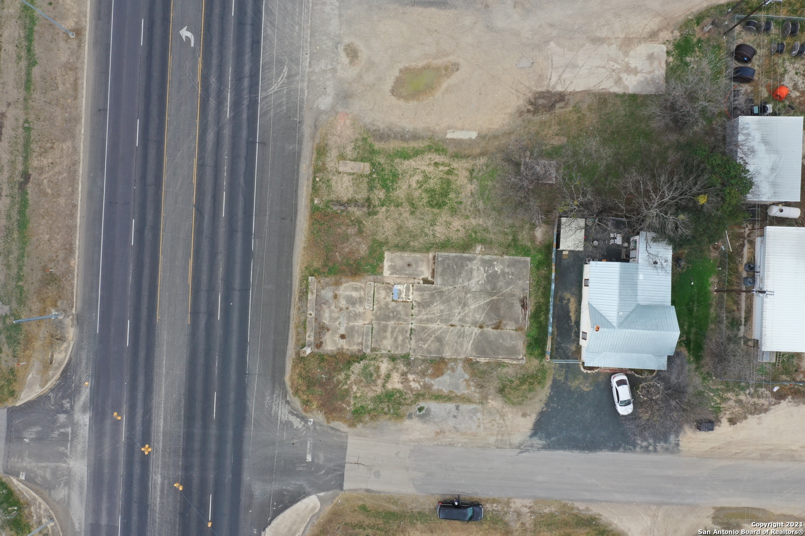 Lots 1-2 Blk 7 W Highway 90 Dhanis TX 78850