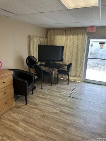 2307 Bandera Road San Antonio TX 78228