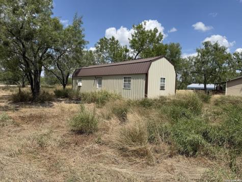 305 E Avenue E Christine TX 78012