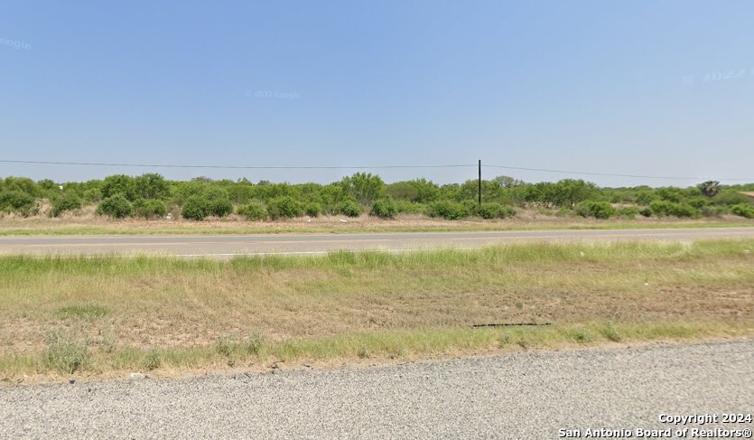 12495 N Ih 35 Moore TX 78057