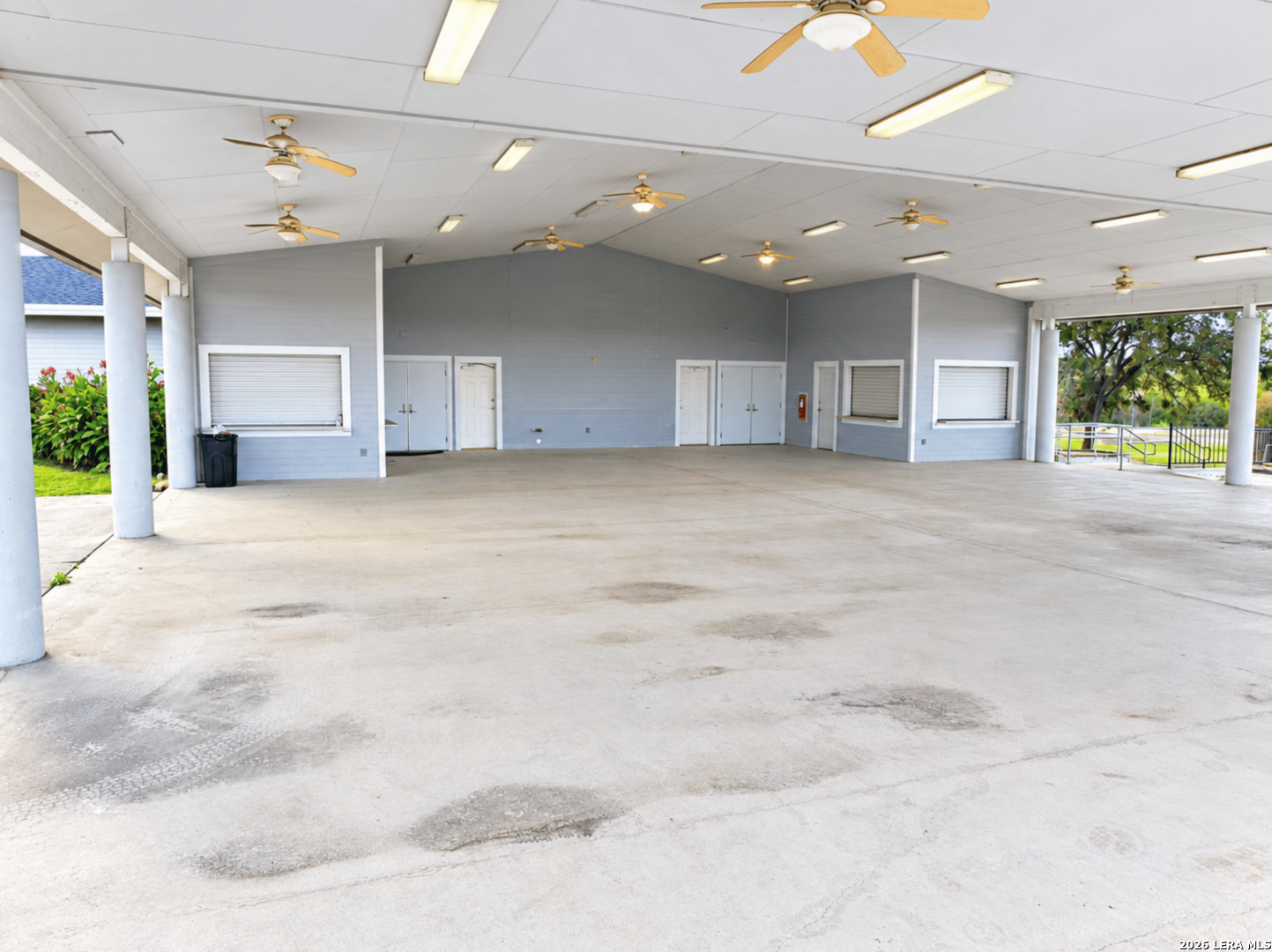 400 County Road 3821 San Antonio TX 78253