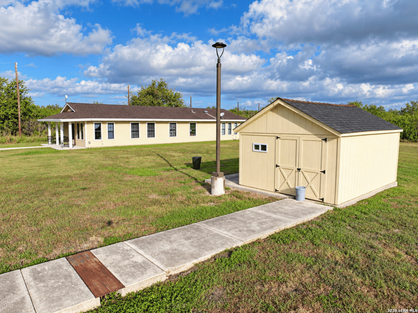 400 County Road 3821 San Antonio TX 78253