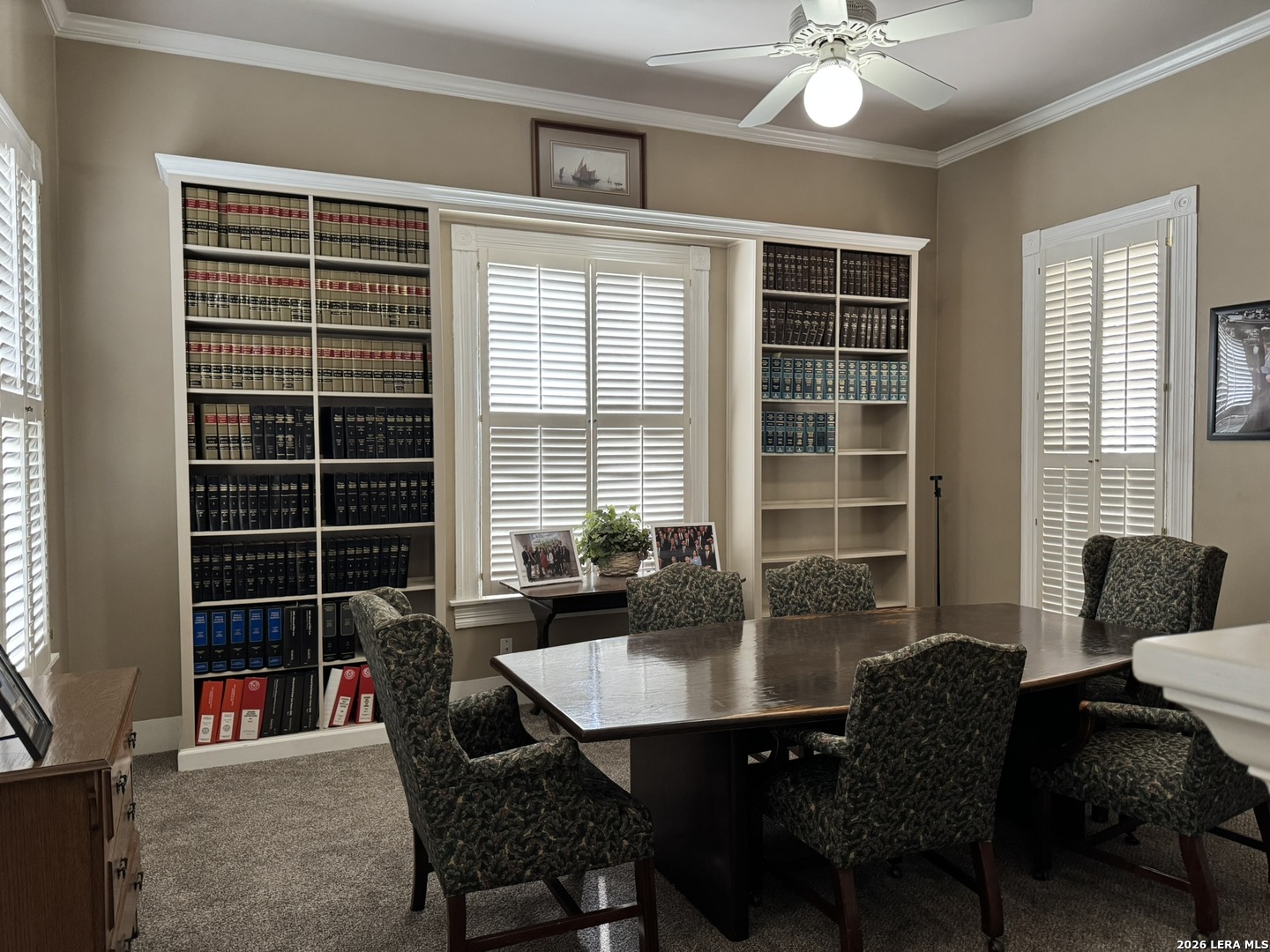 256 W Court Seguin TX 78155