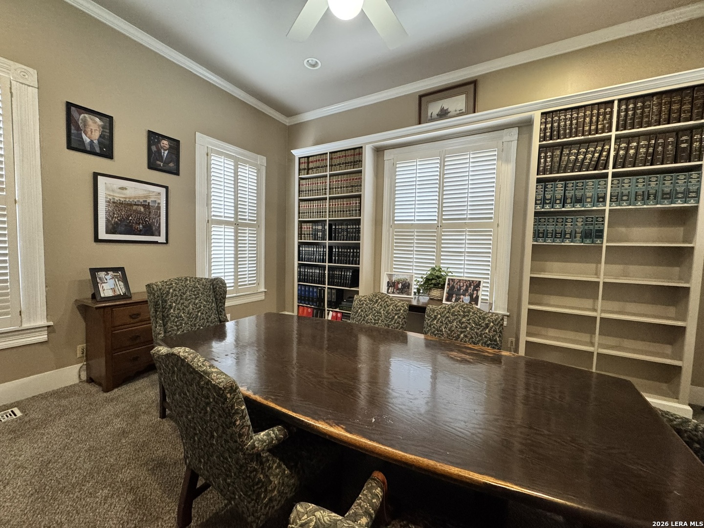 256 W Court Seguin TX 78155