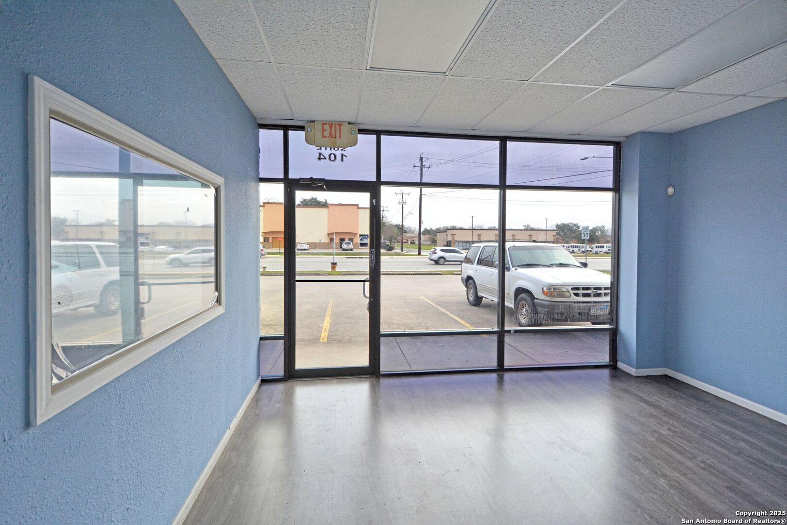 105 S Seguin Converse TX 78109