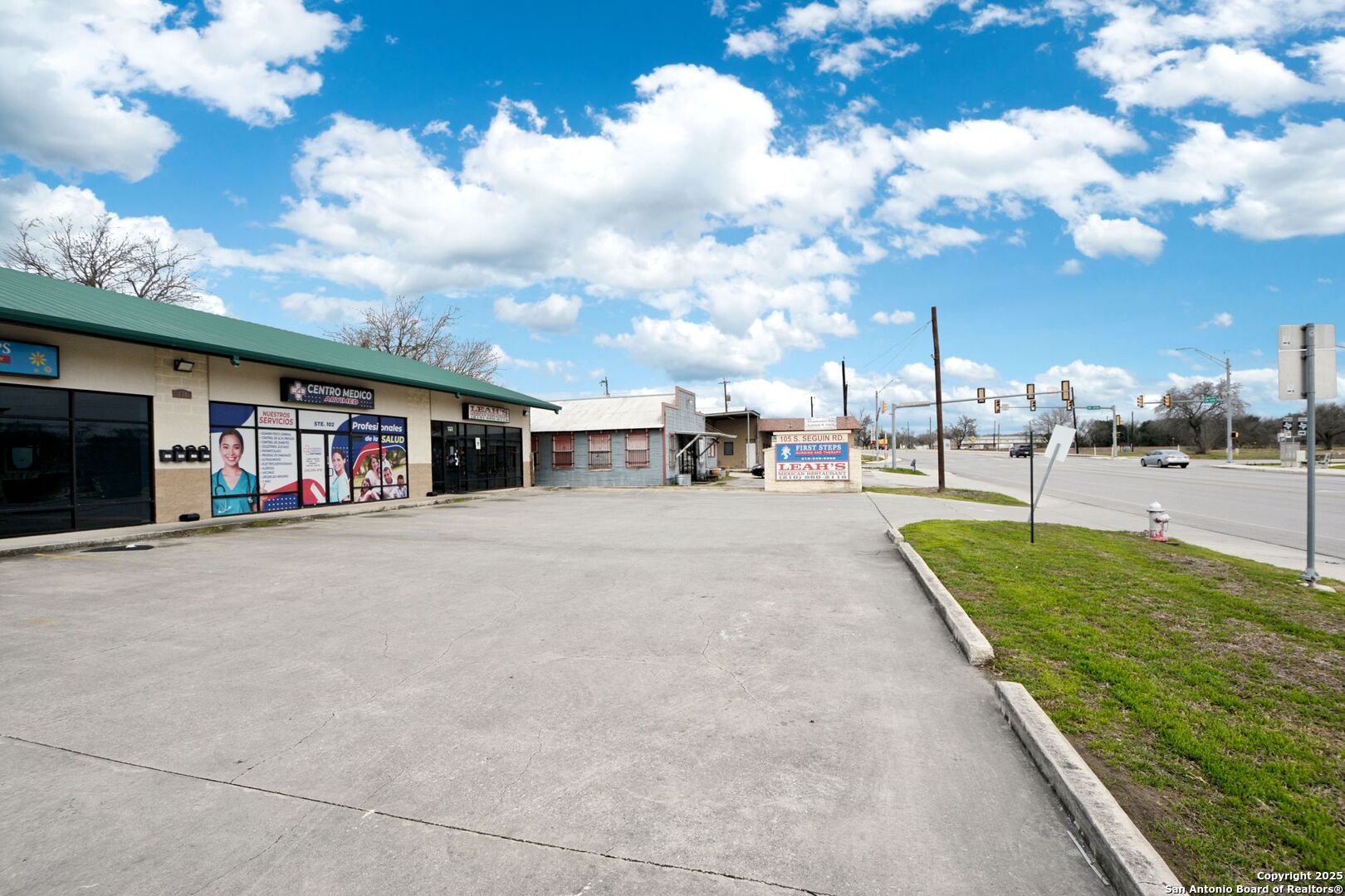 105 S Seguin Converse TX 78109