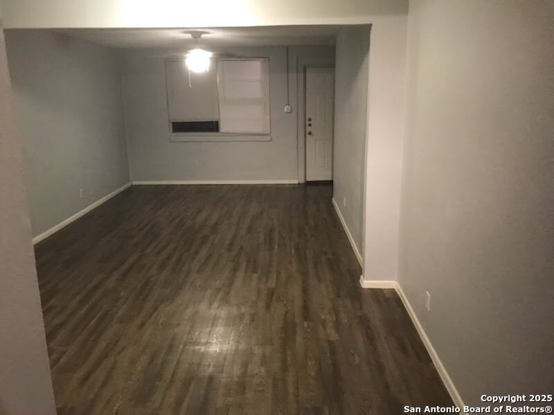 719 San Antonio Pleasanton TX 78064