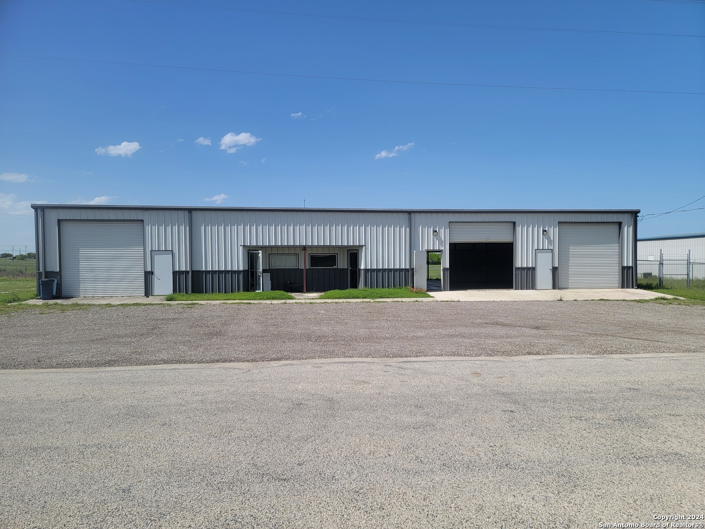 109 S Parkway Drive La Vernia TX 78121