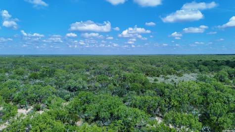 19268 C Hwy.85 Big Wells TX 78830