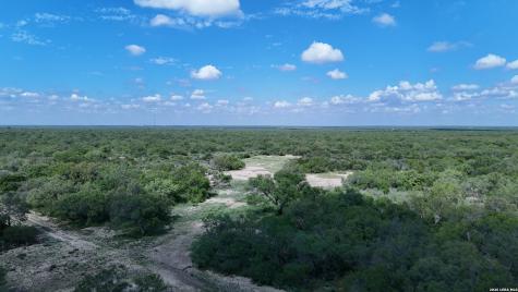 19268 C Hwy.85 Big Wells TX 78830