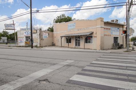 425-423 N Zarzamora San Antonio TX 78207