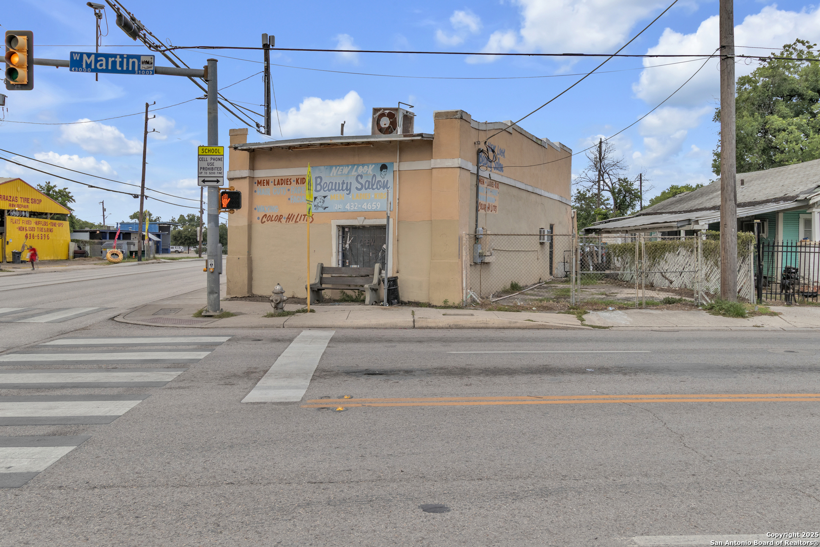 425 N Zarzamora San Antonio TX 78207