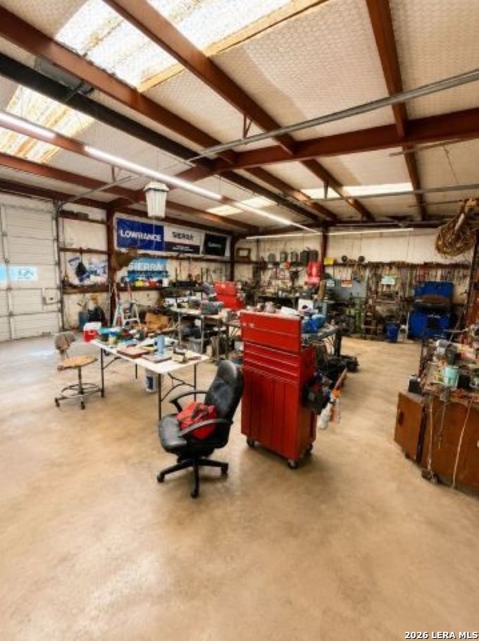 2352 S Ww White San Antonio TX 78222