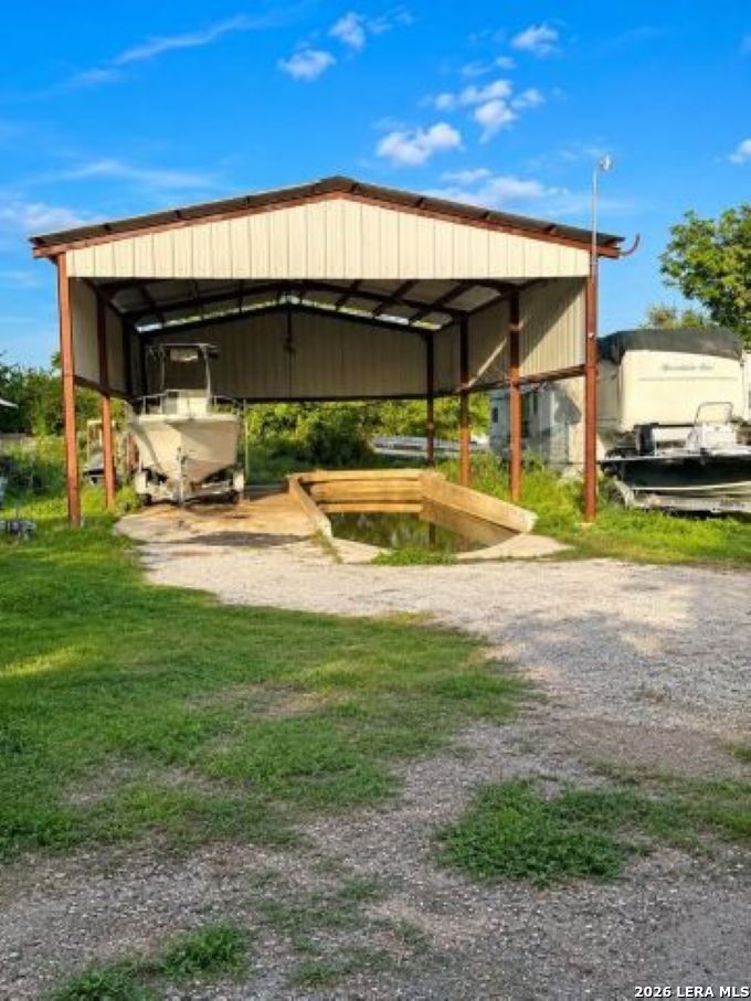 2352 S Ww White San Antonio TX 78222