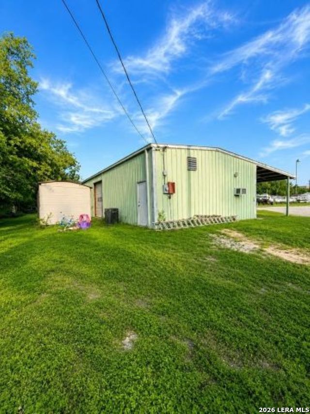 2352 S Ww White San Antonio TX 78222