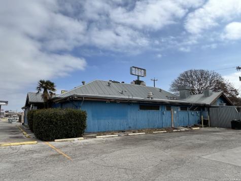 2535 NW Loop 410 San Antonio TX 78230