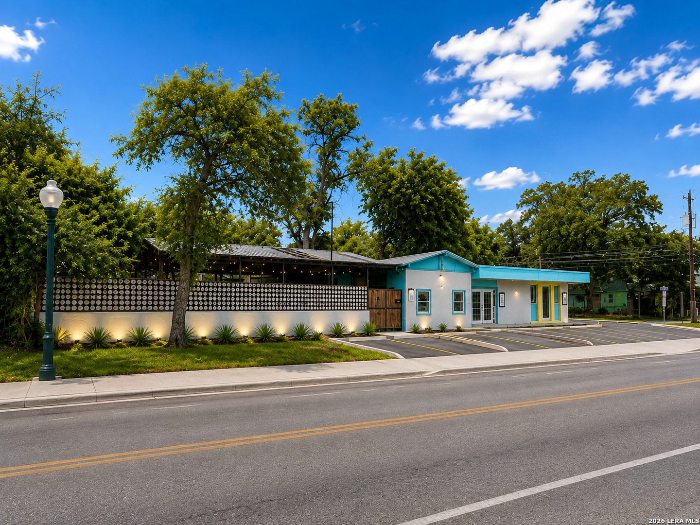 2909 N Saint Marys Street San Antonio TX 78212