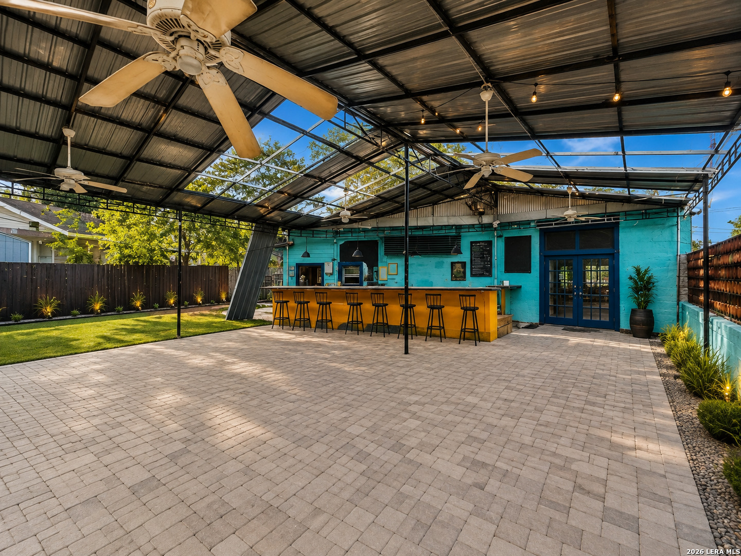 2909 N Saint Marys Street San Antonio TX 78212